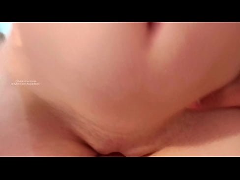 ❤️ تو اتاق خواهرم خوابیدم و اینطوری بیدار شدم ️ فقط پورنو در fa.xxxdl.ru